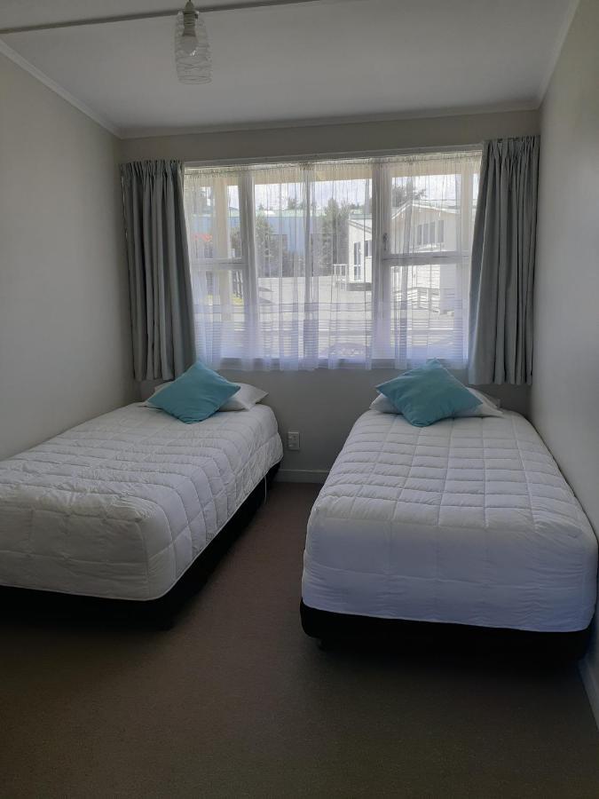 Featherston Motels And Camping Exteriér fotografie