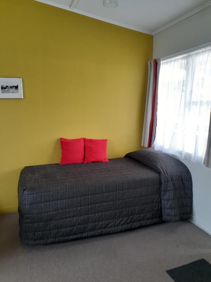 Featherston Motels And Camping Exteriér fotografie